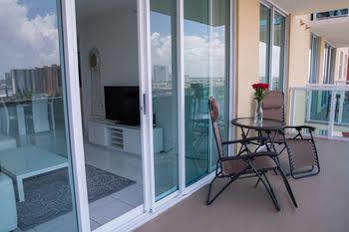 Great Miami Vacations Hotel Sunny Isles Beach