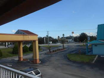 Executive Garden Hotel 2*