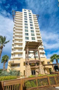 Luau By Panhandle Getaways 3*