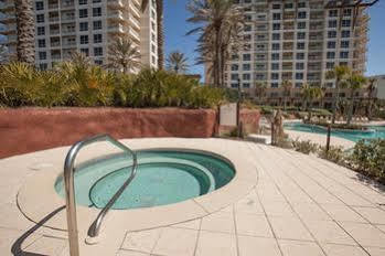 Luau By Panhandle Getaways Hotel 3*