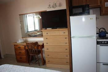 Ibeach Hotel 2*