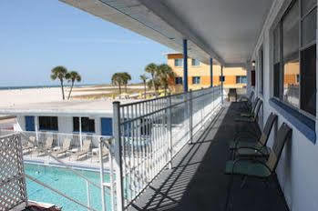 Ibeach Hotel