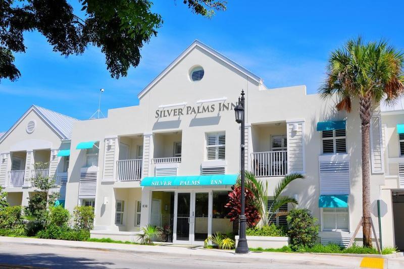 Silver Palms 3*