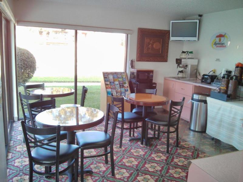 Motel Redfinn 2*
