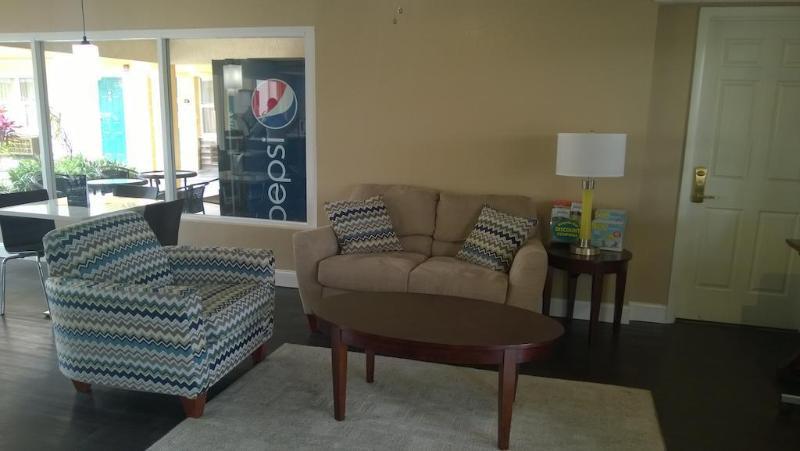 Motel Super 8 By Wyndham Bradenton Area 2*