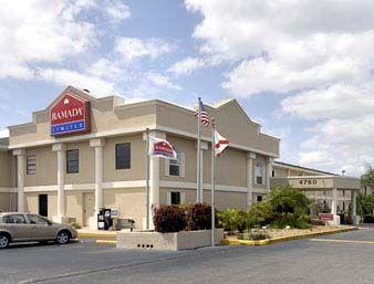 Inn Quality Myers - Cape Coral 2*