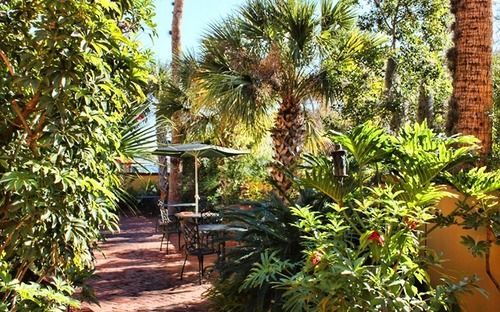 Bed & Breakfast Old House And Restaurant 3*