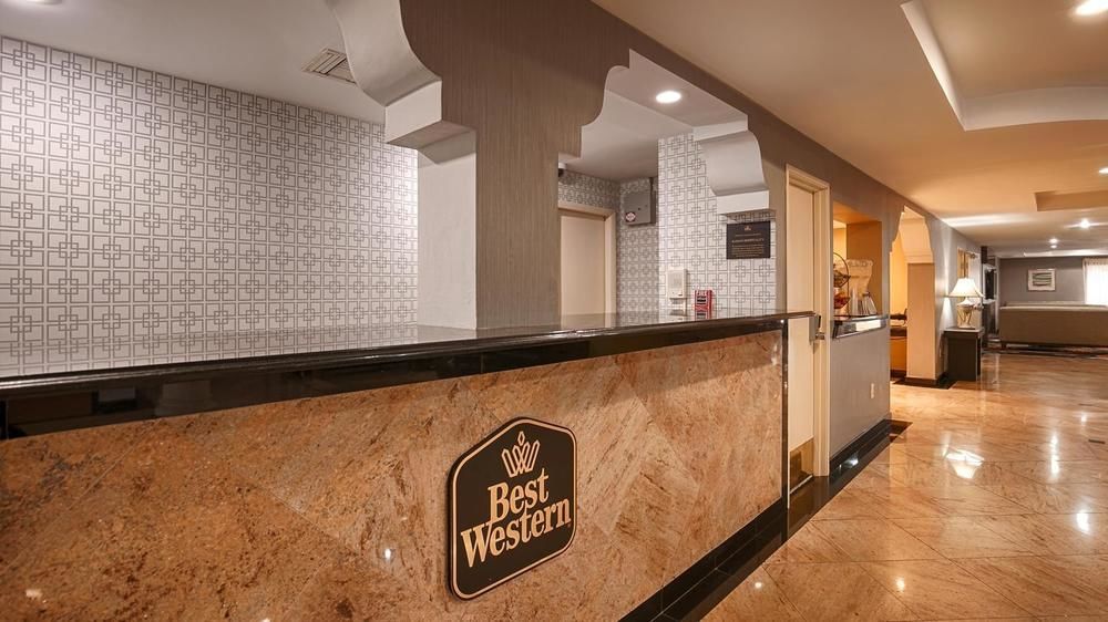 Inn Quality Jacksonville - Near Naval Air Station 3*
