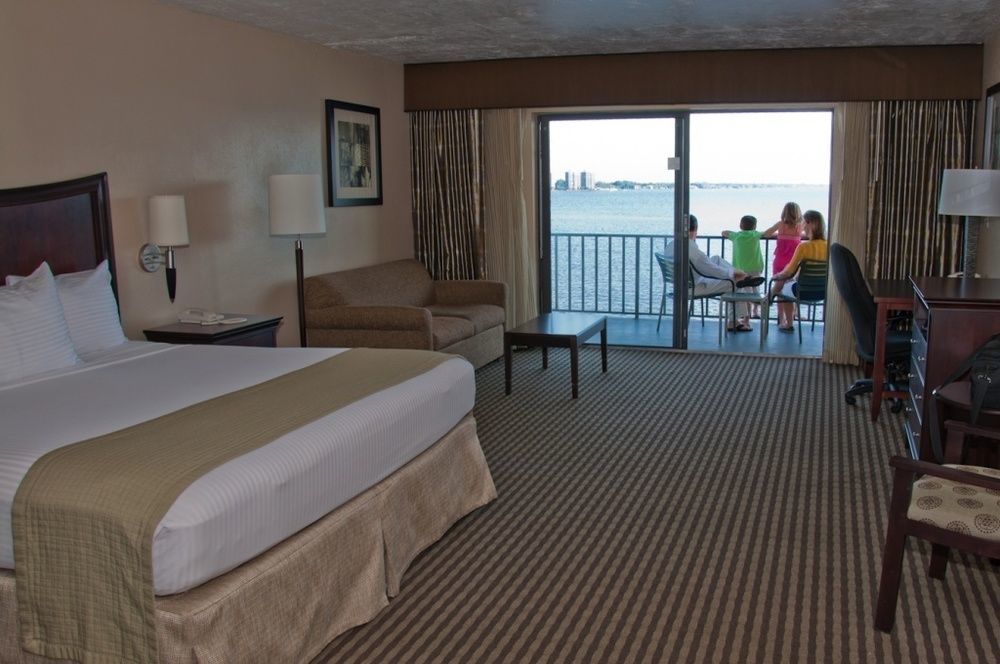 Hotel Western Myers Waterfront 3*