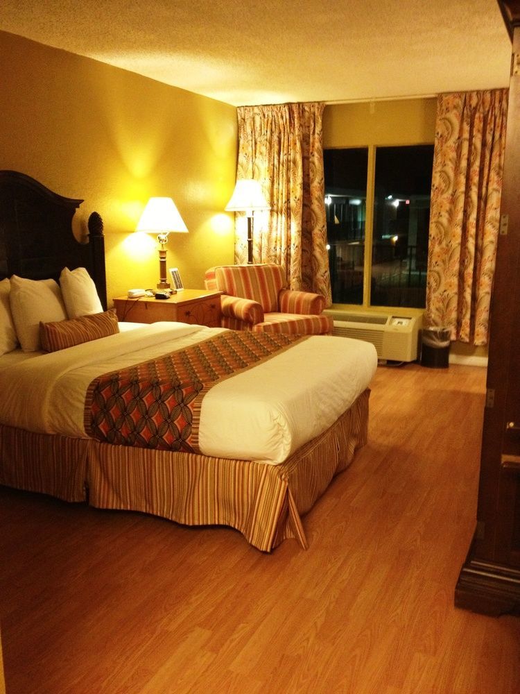 Monroe's On The & Banquet Hall 2* Sanford