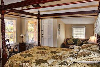 Bed & Breakfast Old House And Restaurant 3*