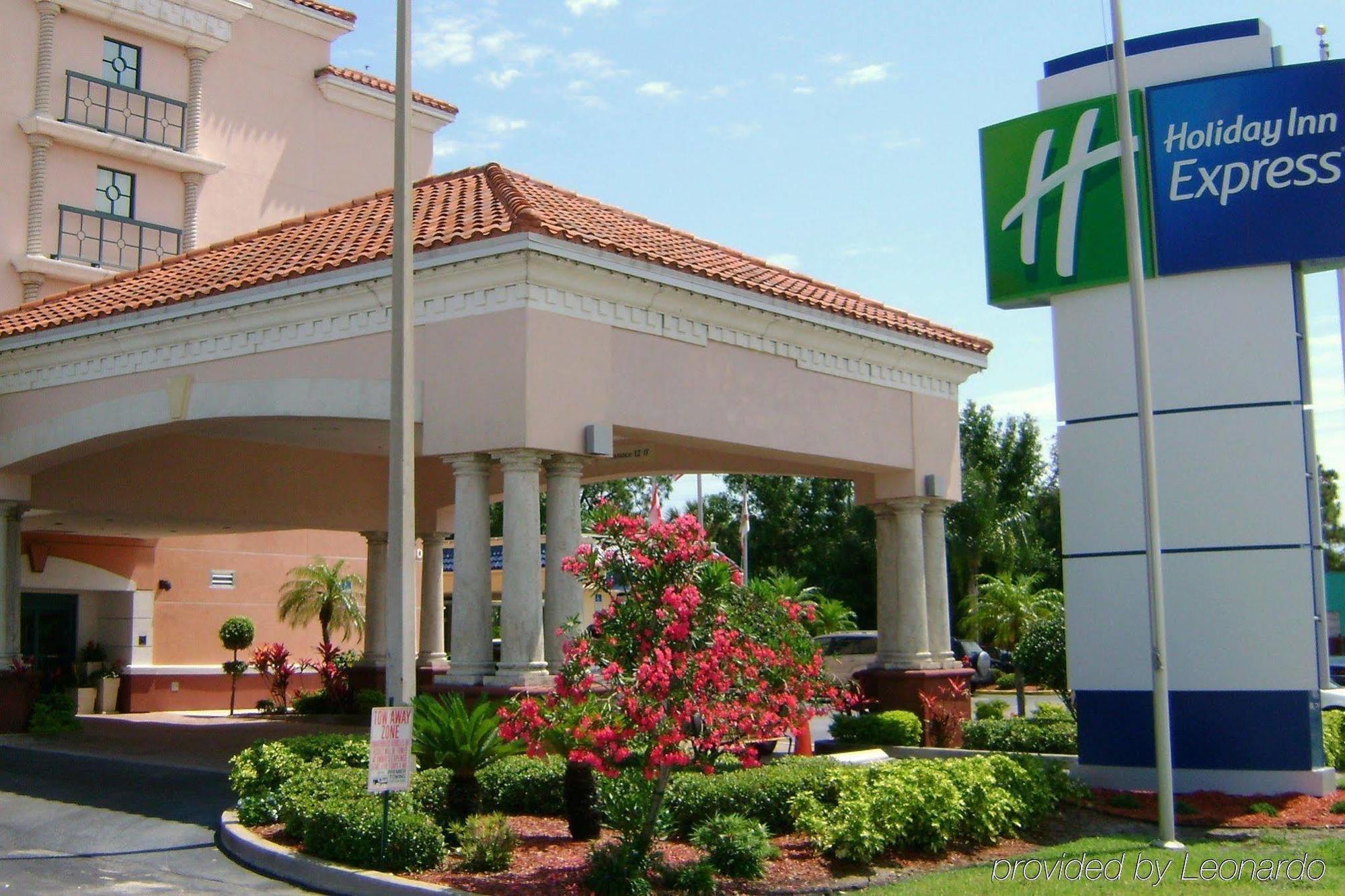 Hotel Comfort & Melbourne-viera 2*