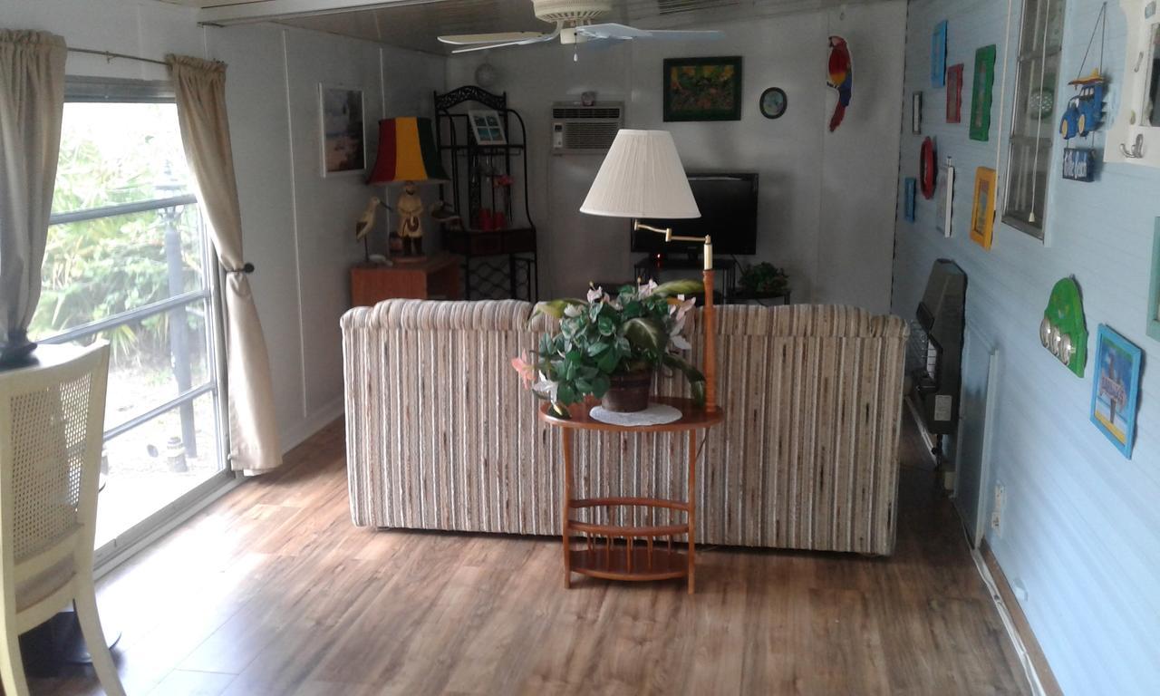 Holiday park Oak Springs Rv *