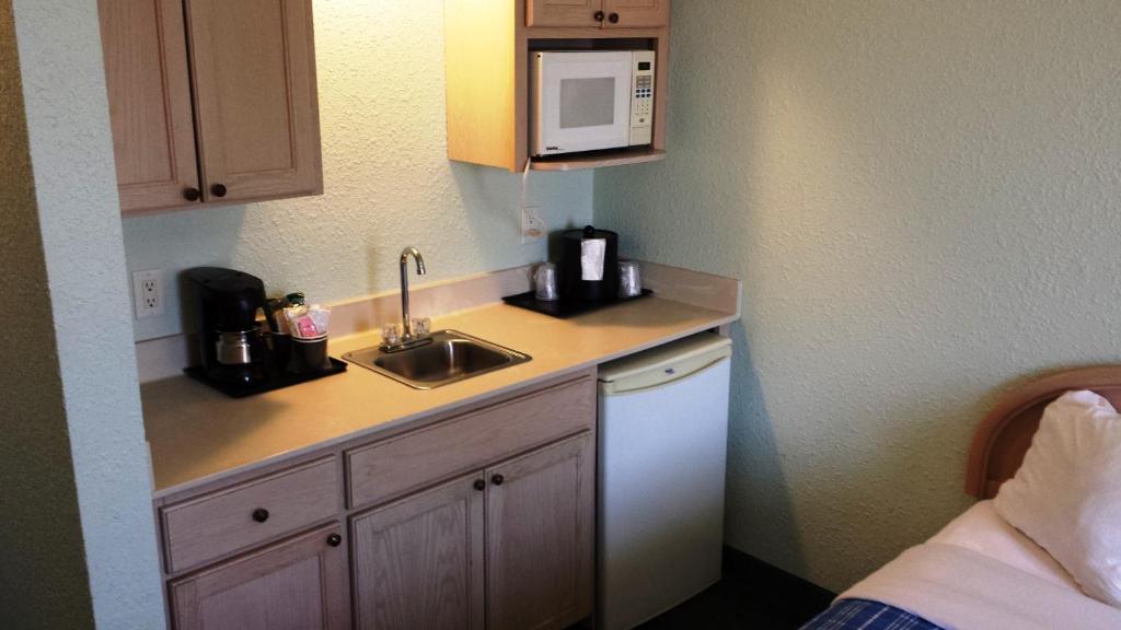 Cocoa Hotel 2*
