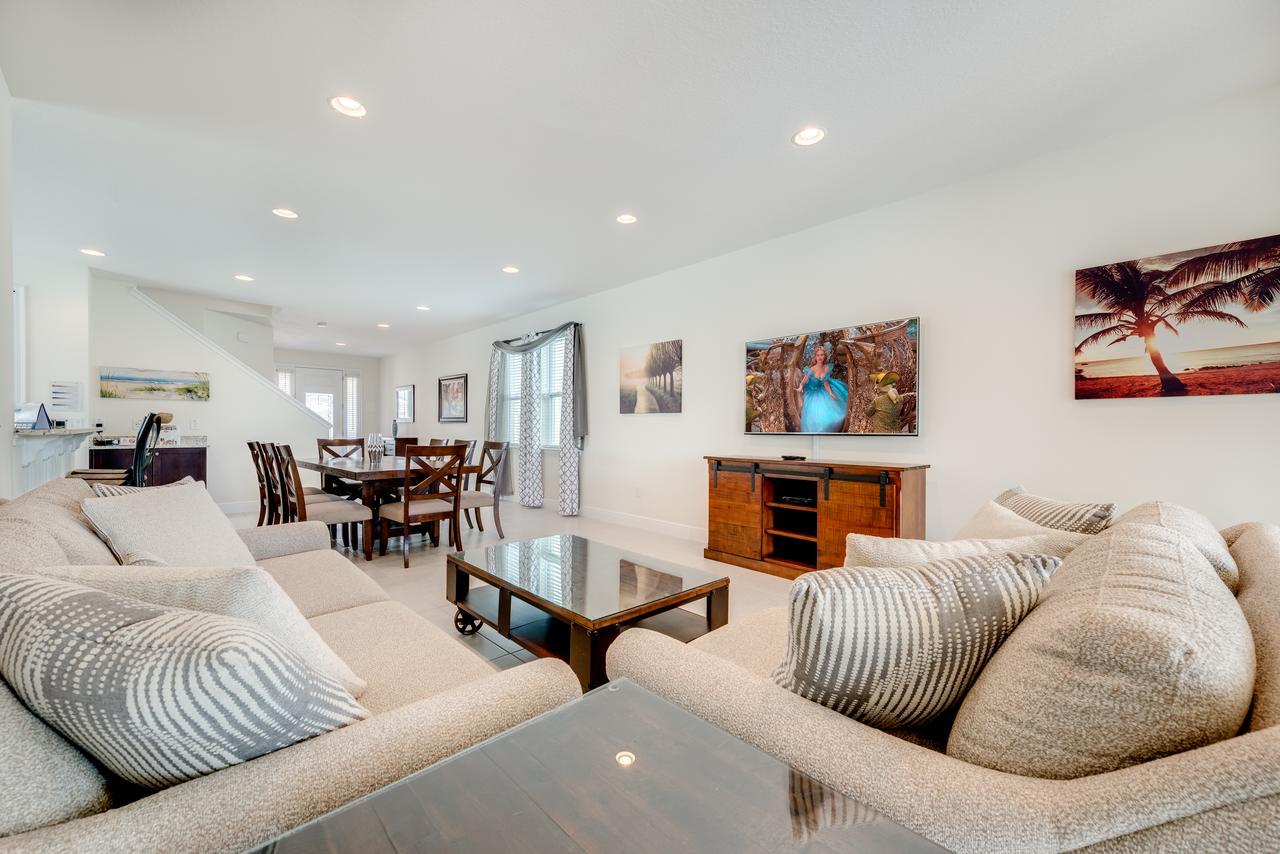 Spacious By Rentyl With Water Park Access Near - 7501m Orlando