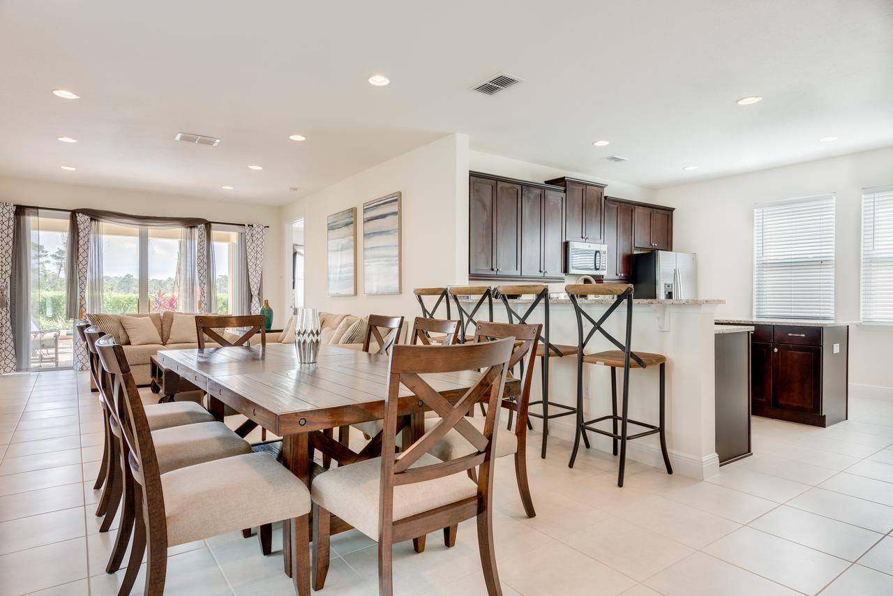 Spacious By Rentyl With Water Park Access Near - 7501m Villa *