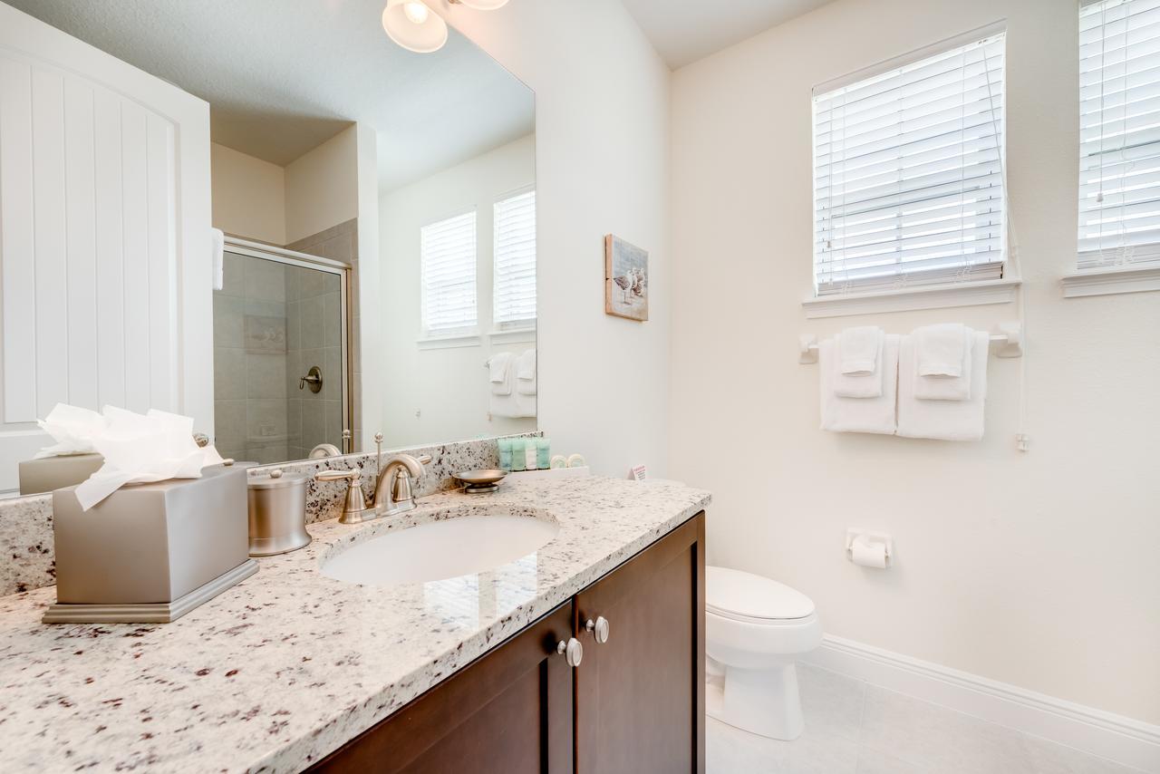 Spacious By Rentyl With Water Park Access Near - 7501m