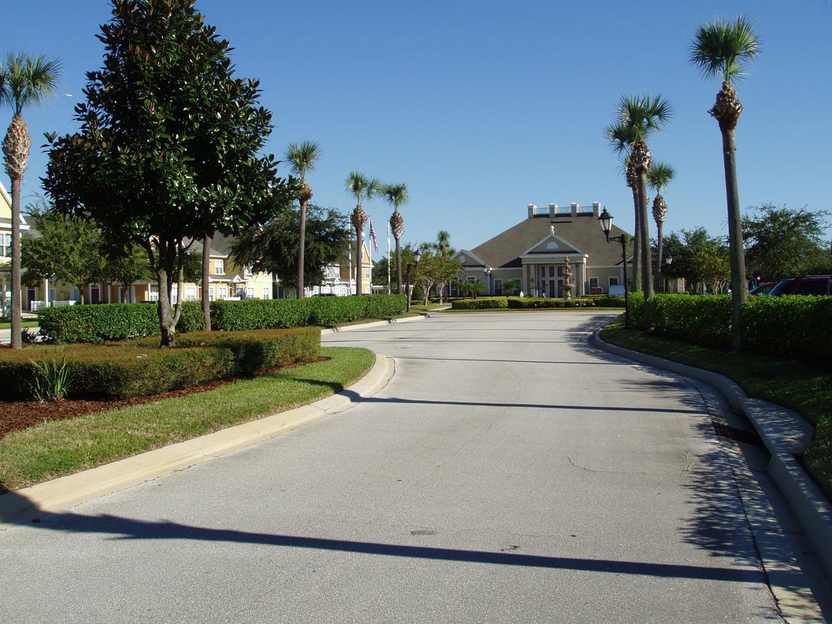 Lakeside Resort: Family-friendly Getaway Near * Kissimmee