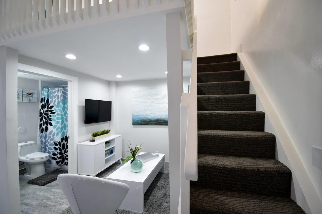 Oceanside Boutique Loft Cozy Unit # 7 * Hollywood