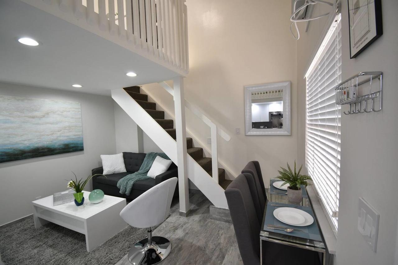 Oceanside Boutique Loft Cozy Unit # 7 *