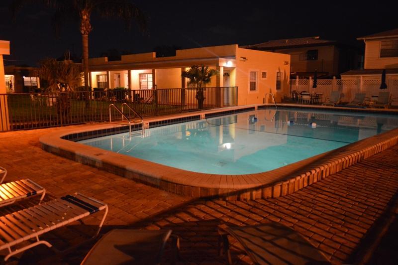Monterey Condo-motel
