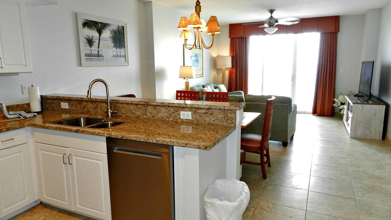 Apartment 2 Bedroom Direct Oceanfront Wyndham Ocean Walk - Daytona Funland 2226 *