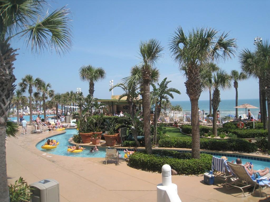 Apartment 2 Bedroom Direct Oceanfront Wyndham Ocean Walk - Daytona Funland 2226 Daytona Beach