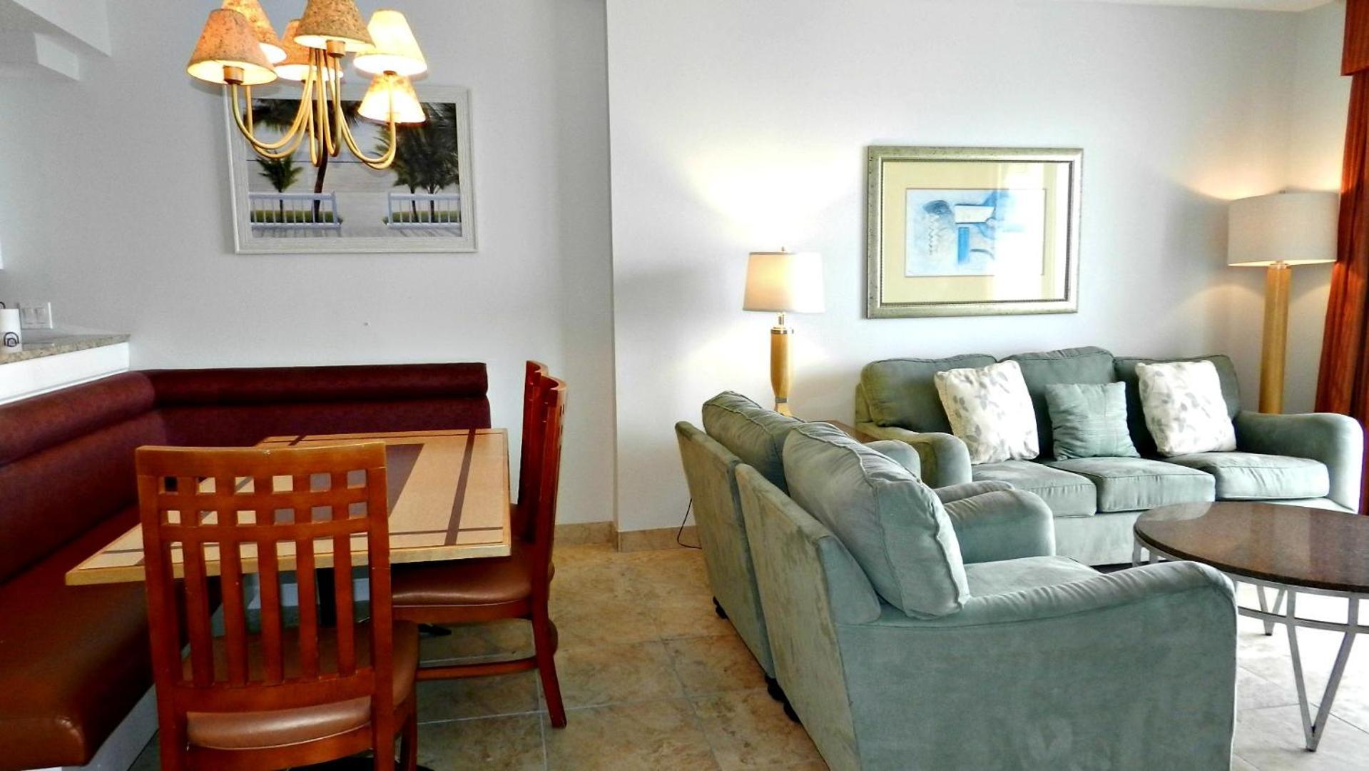 2 Bedroom Direct Oceanfront Wyndham Ocean Walk - Daytona Funland 2226 Apartment Daytona Beach