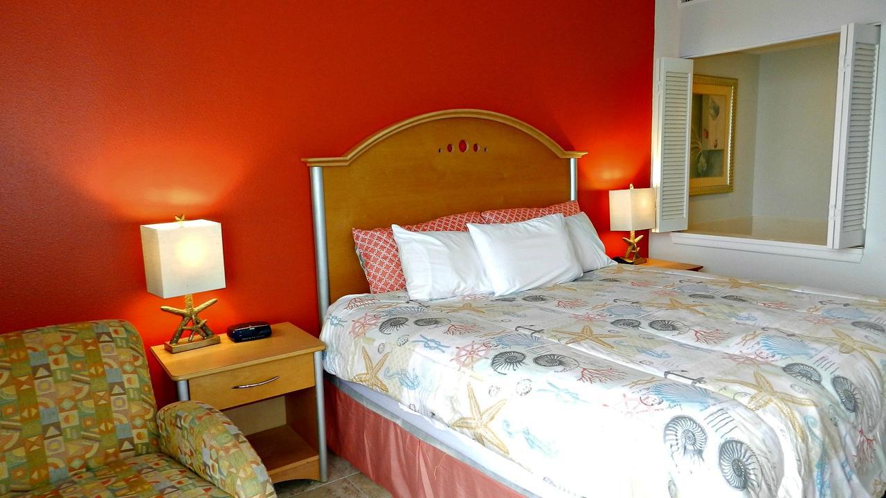2 Bedroom Direct Oceanfront Wyndham Ocean Walk - Daytona Funland 2226 Apartment Daytona Beach
