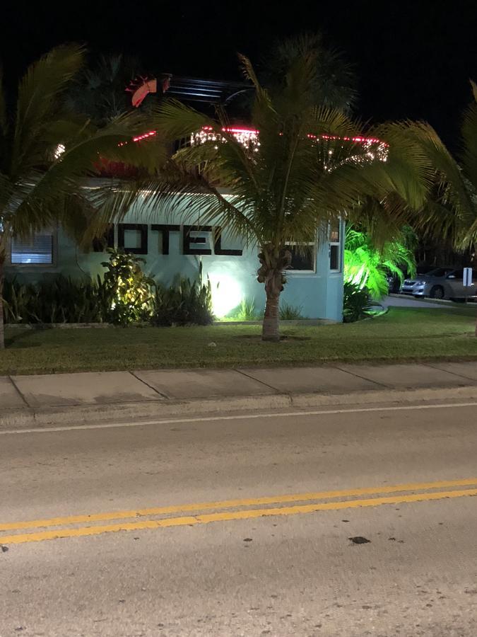 Motel White Horse Lake Worth Beach