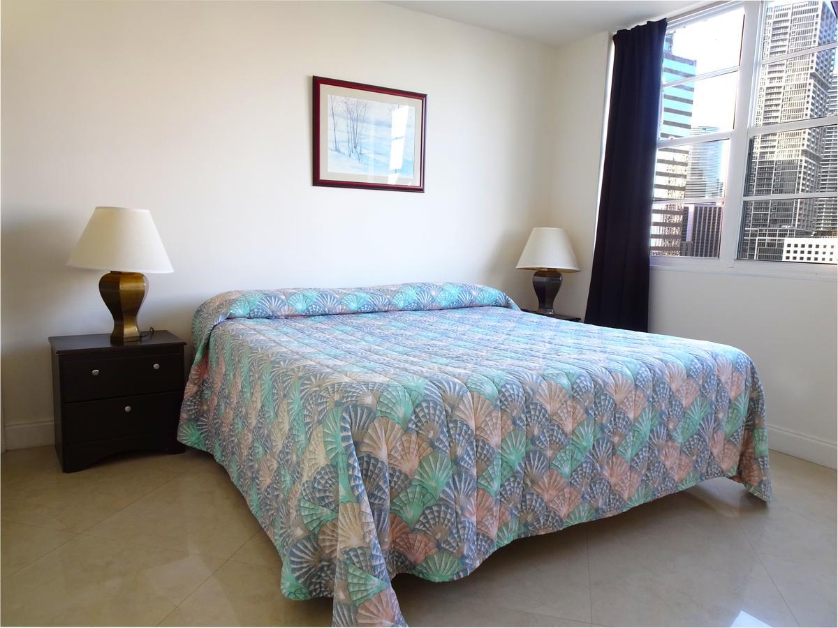 Four Ambassadors Apartments Apartment