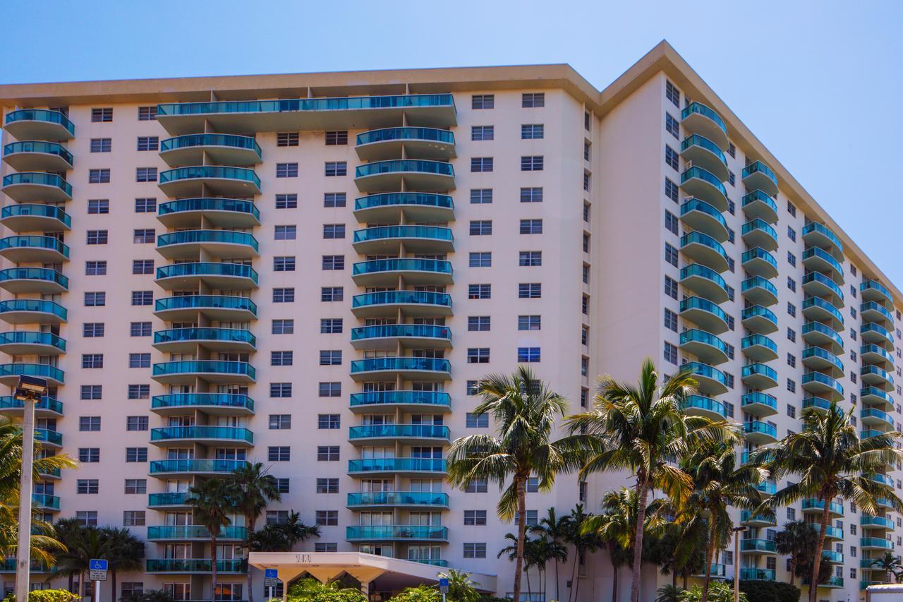 Sunny Isles Ocean Reserve Aparthotel Golden Beach