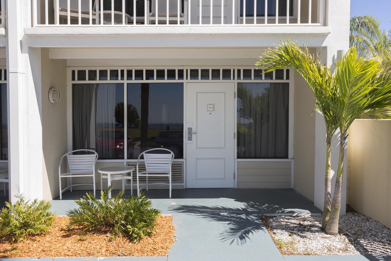 Tampa Bay, Step Away, Wifi, Free Parking,pools, Jacuzzi Ruskin