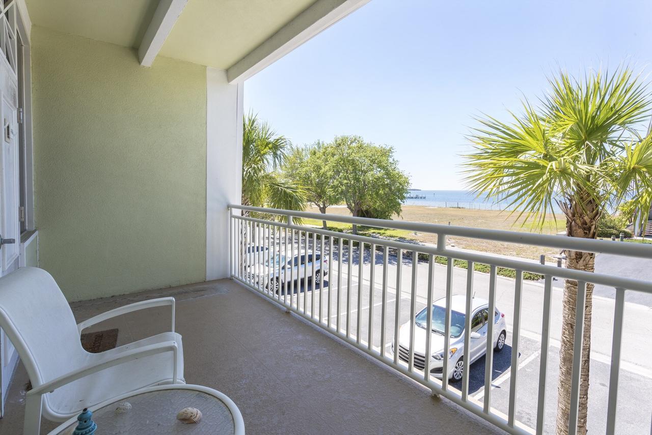 Tampa Bay, Step Away, Wifi, Free Parking,pools, Jacuzzi Aparthotel