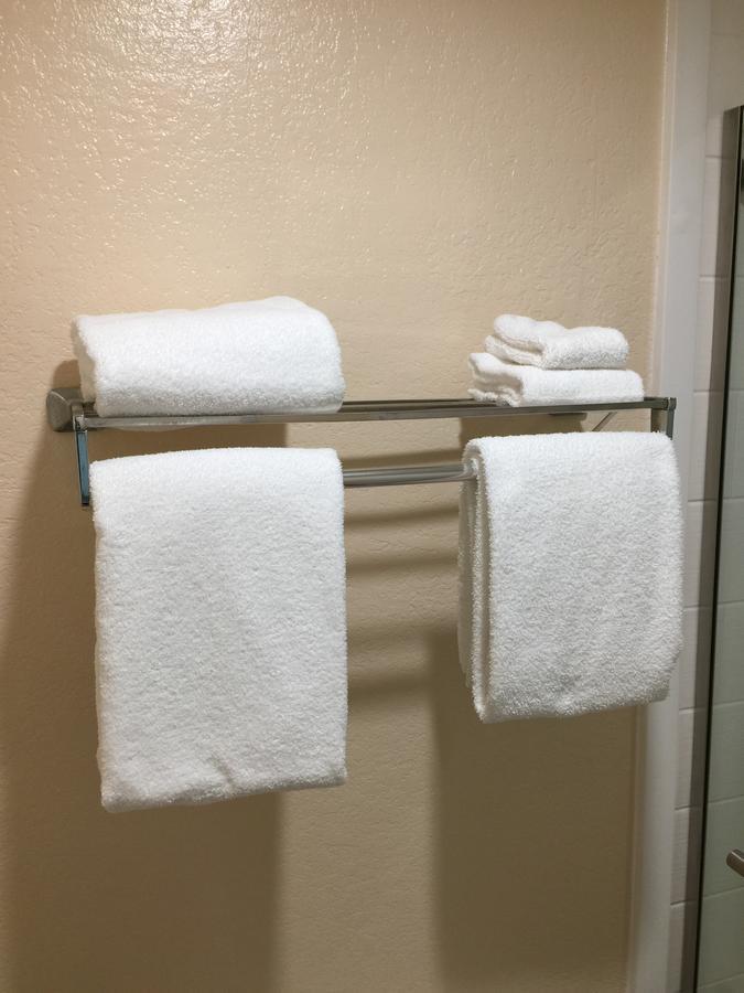 Baymont By Wyndham Punta Gorda/port Charlotte 2*