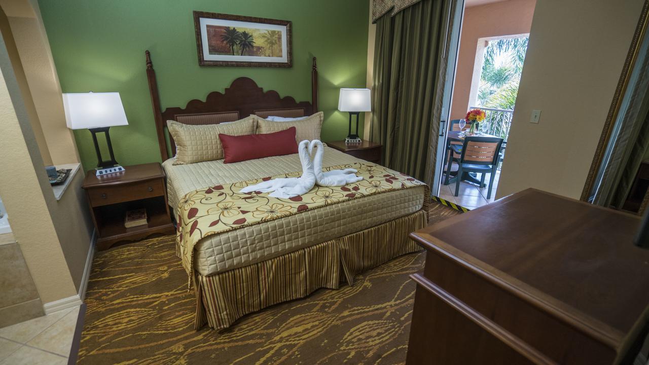 Mizner Place At Town Center, Lauderdale Resort