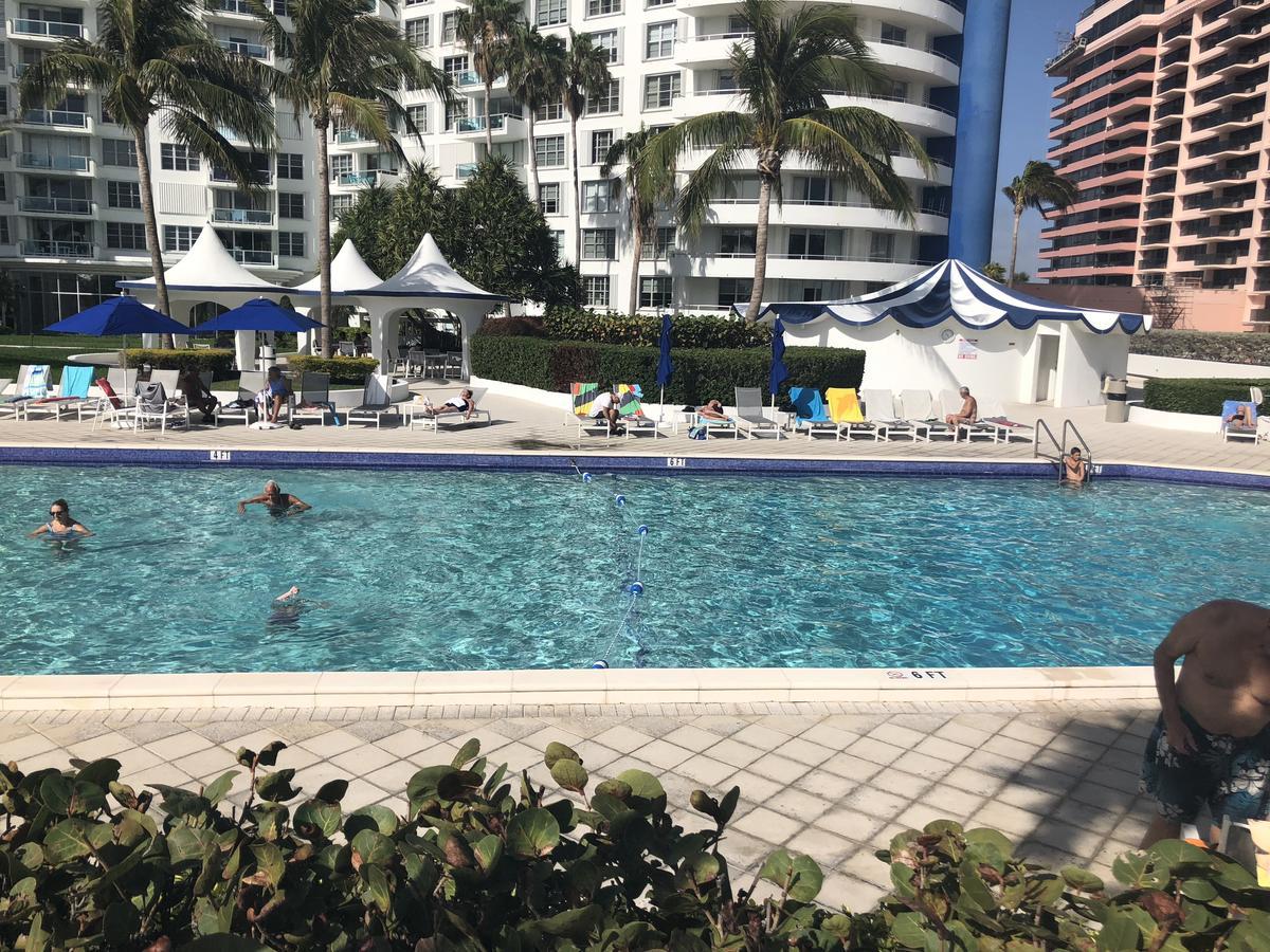 Apartment At The North Bay Village