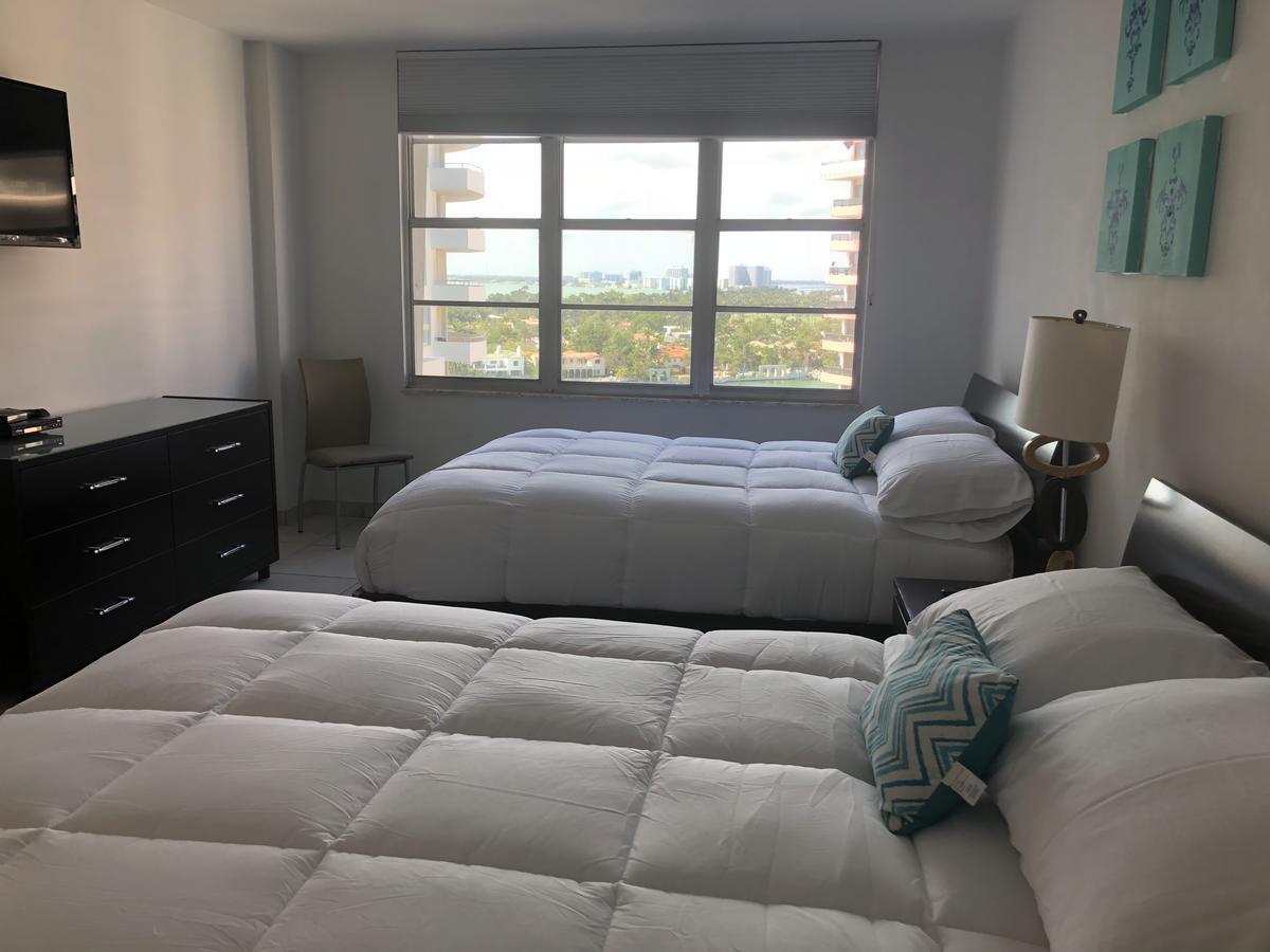 Apartment At The *