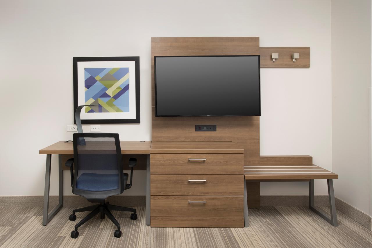 Express Jacksonville By Ihg Hotel Jacksonville Beach
