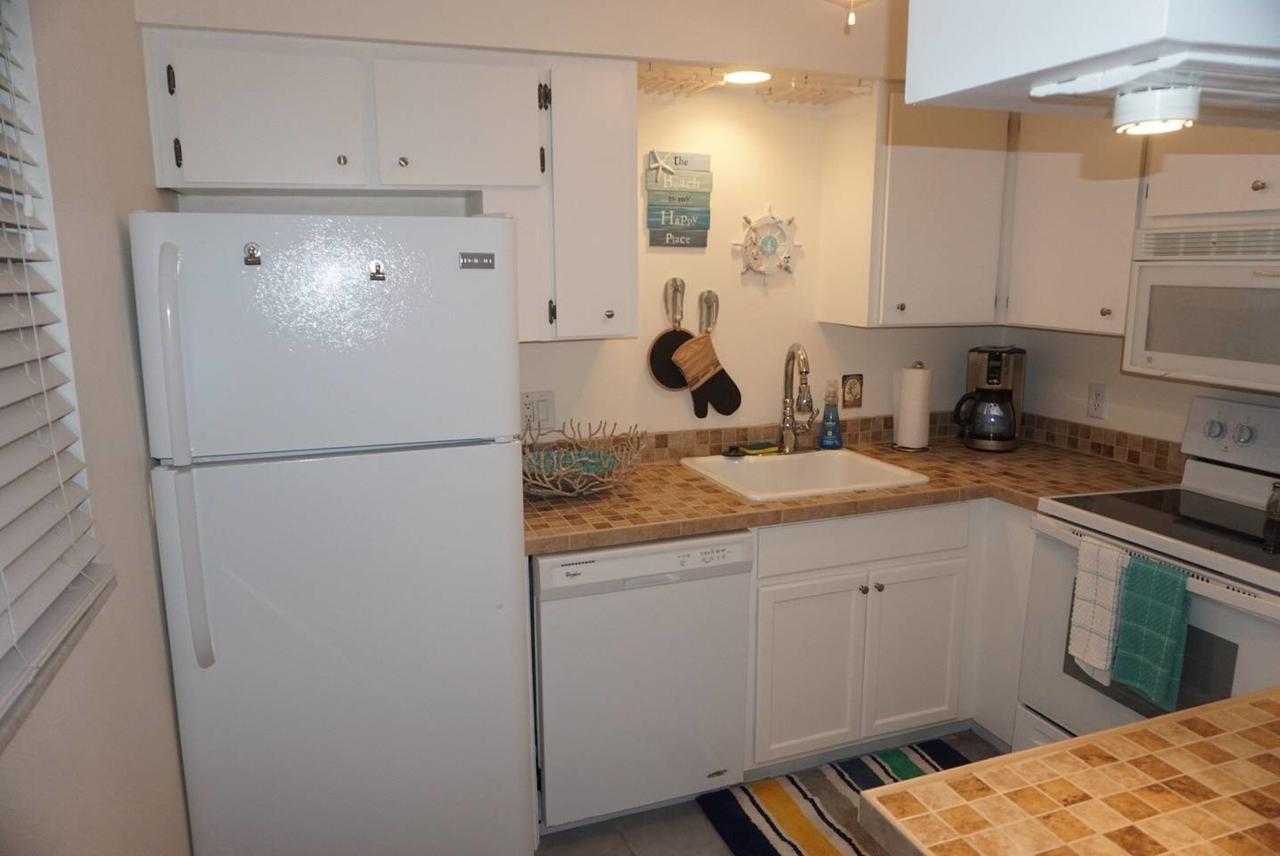 Barefoot Bungalow * Siesta Key