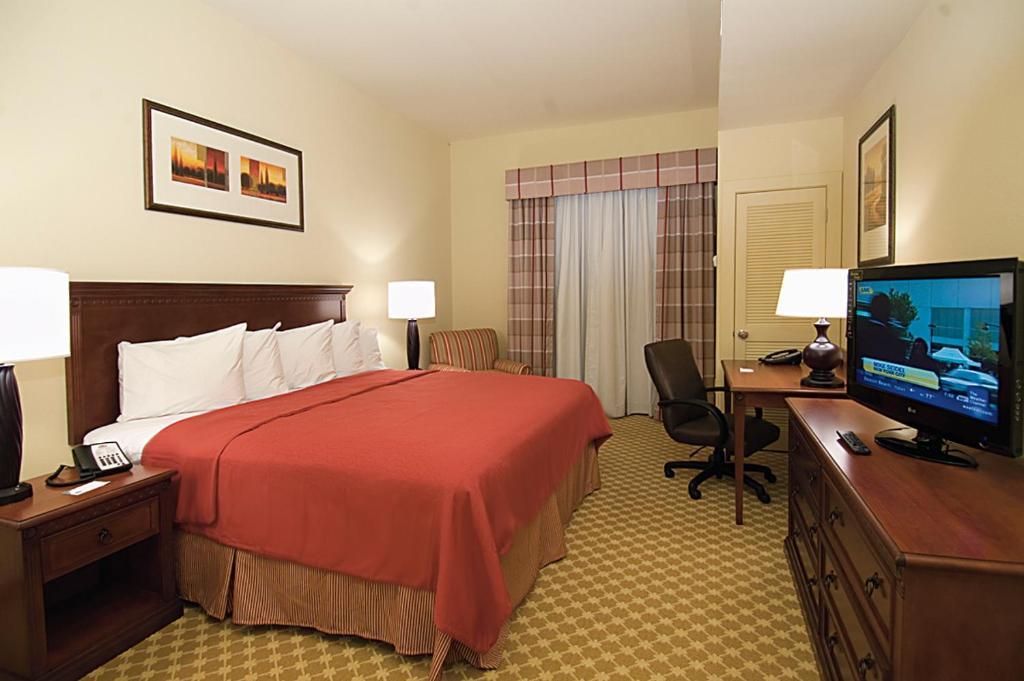 Country & By Radisson, Crestview, Fl