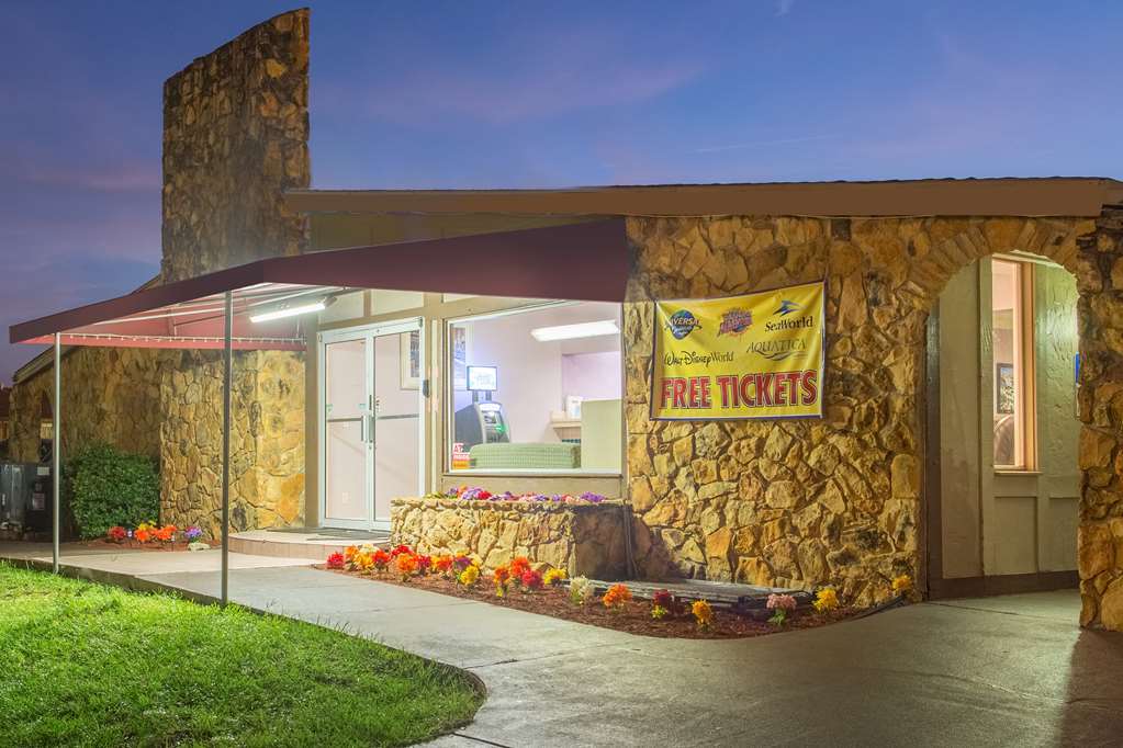 Super 8 By Wyndham Kissimmee-orlando Four Corners