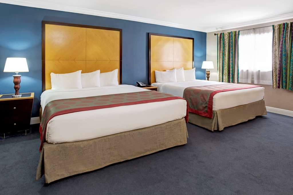 Ramada By Wyndham Miami Springs/miami International Airport Hotel