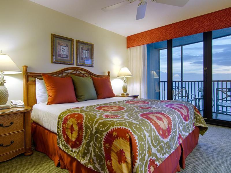 Resort Pointe Estero