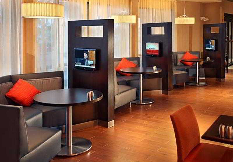 Courtyard By Marriott Stuart