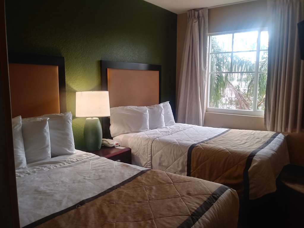 Extended America Premier - Lauderdale - Cypress Creek - Park North Hotel 2*