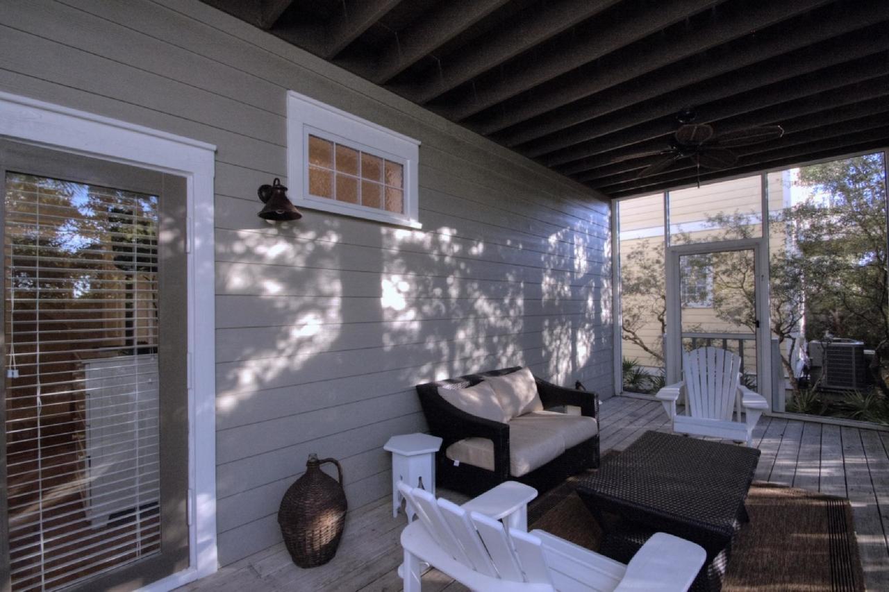 Holiday home Breeze *