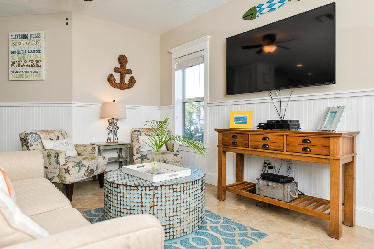 Nautical Tides Holiday home