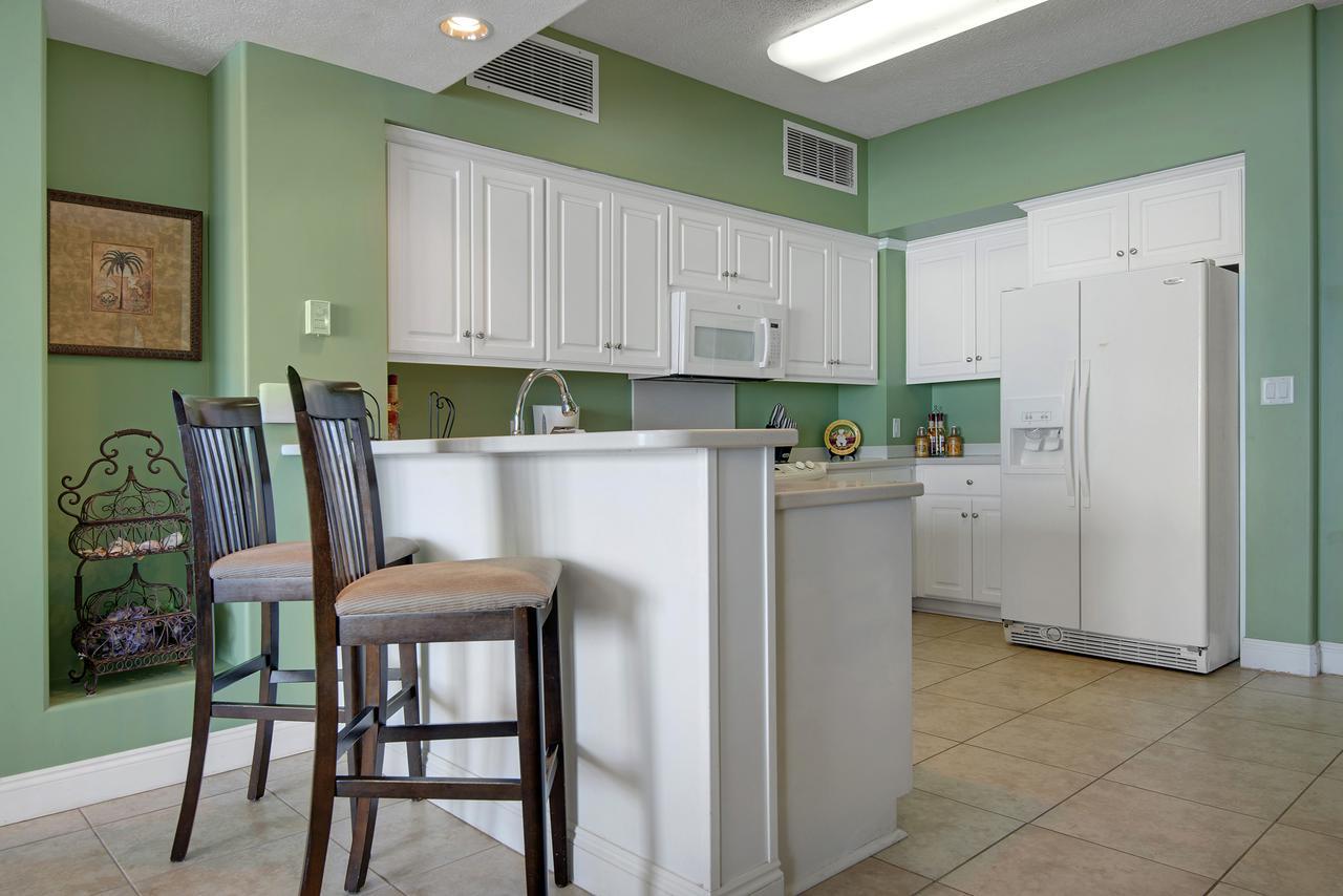 Tropical High-rise With Beachside Pool Access And Free Poolside Wifi - Unit 2004