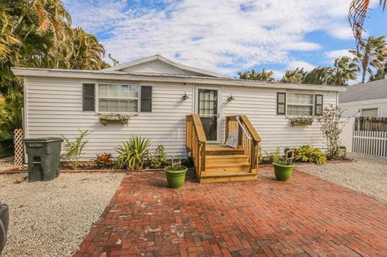 250 Pearl Street Fort Myers Beach